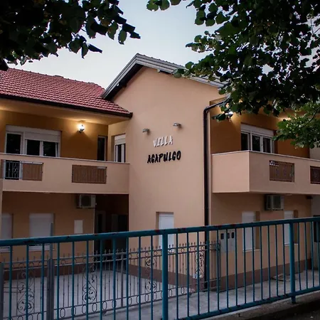 Acapulco Apartmán *