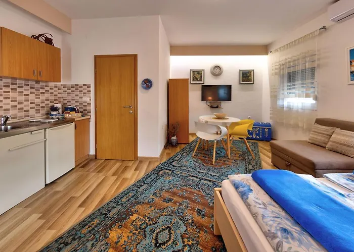 Acapulco アパート モスタル